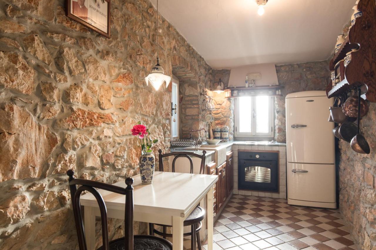 Holiday Home Bozanic Vrbnik Exteriér fotografie